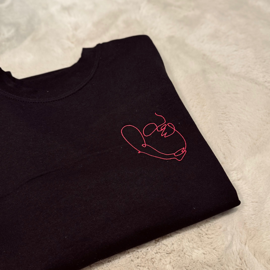 Artistieke lijntekening op trui